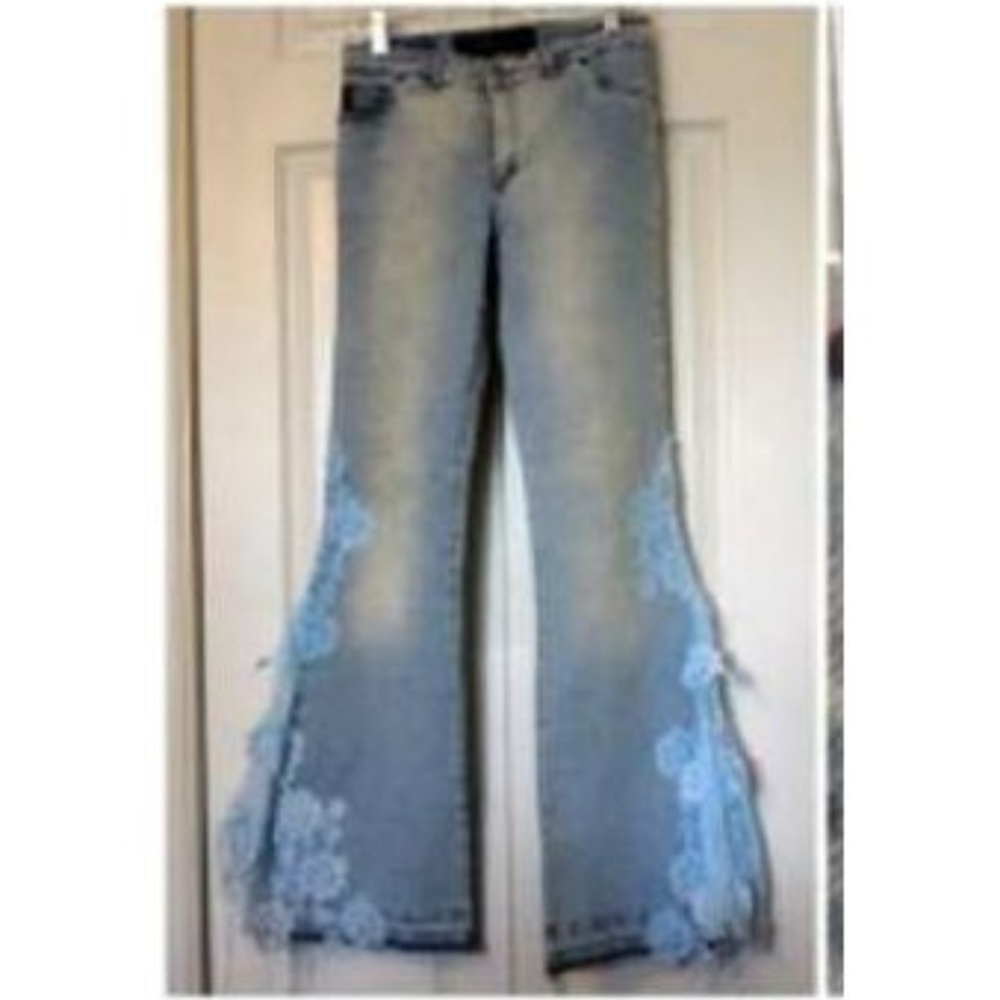 Movie Wardrobe Brande Roderick Autographed Jeans - Picture 2 of 4